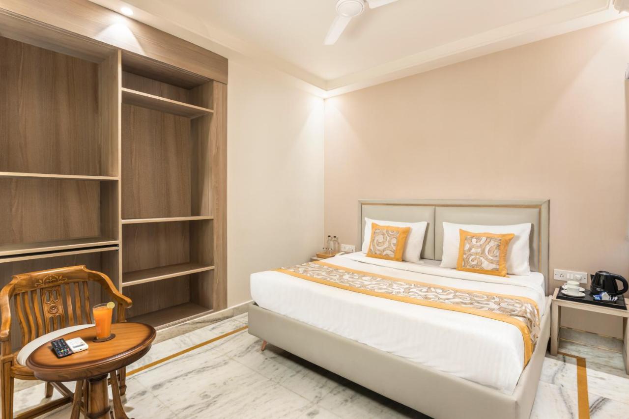 Hotel Star By Star Group- Near Delhi Airport Nova Deli Exterior foto