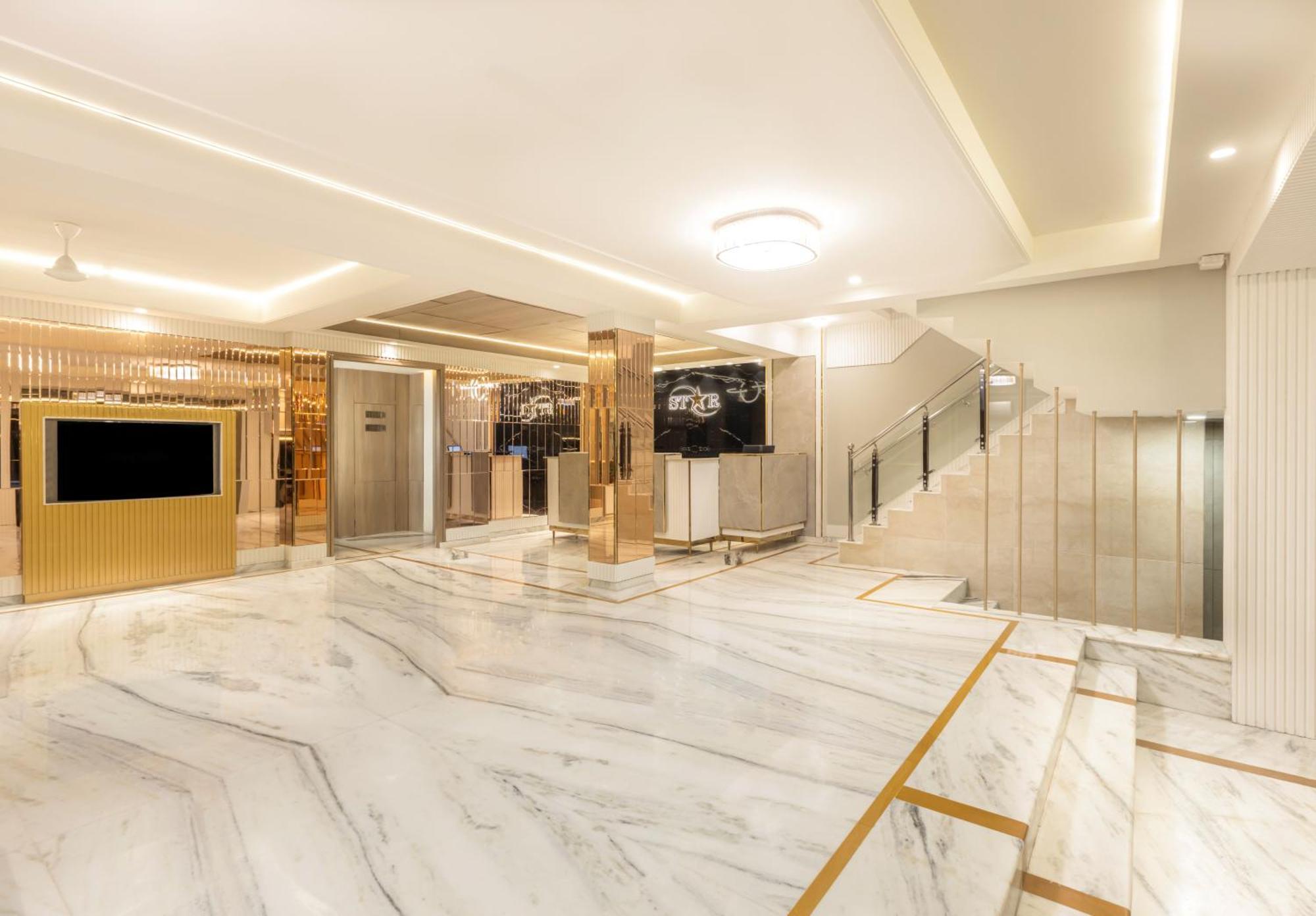 Hotel Star By Star Group- Near Delhi Airport Nova Deli Exterior foto
