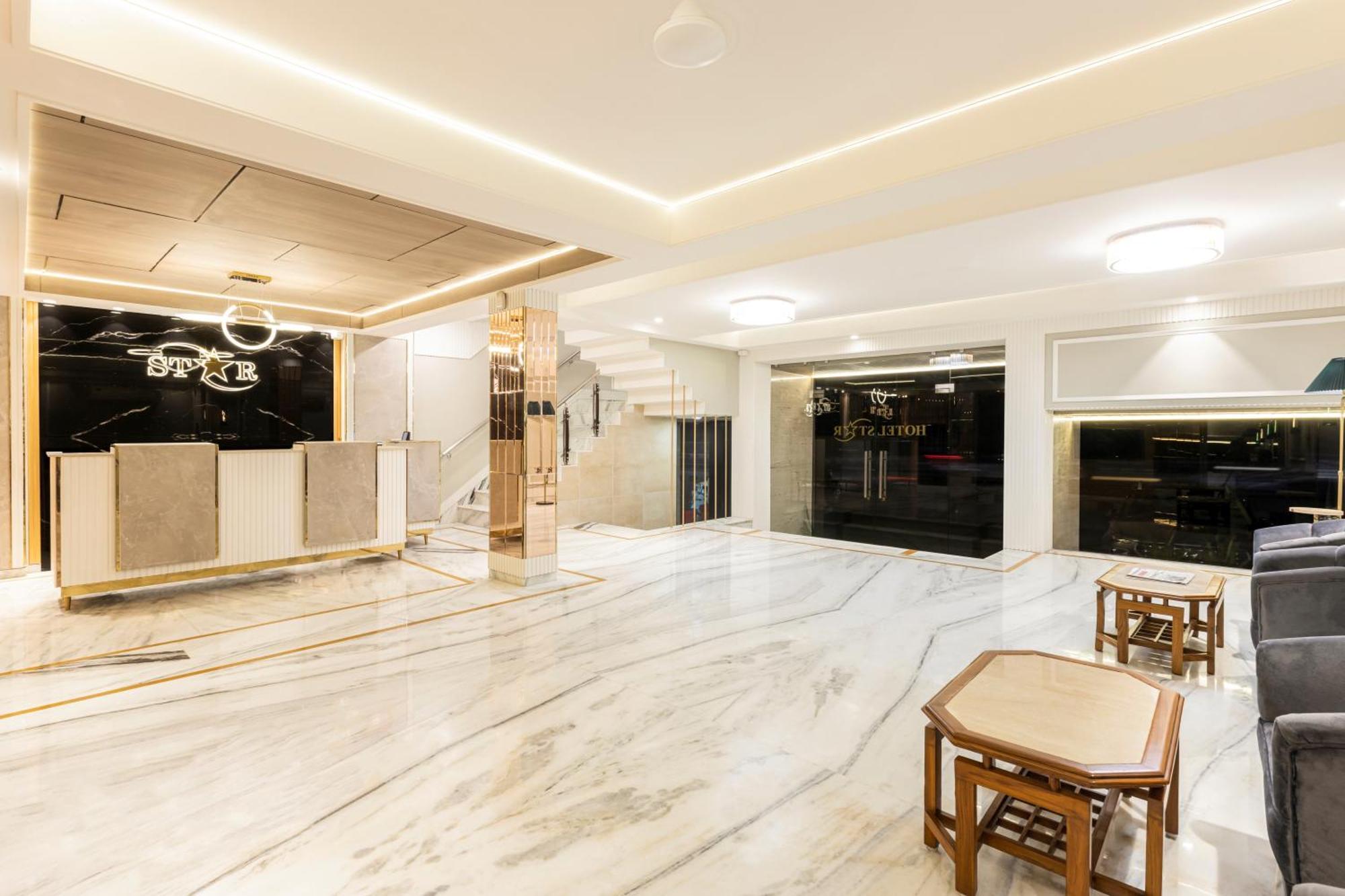 Hotel Star By Star Group- Near Delhi Airport Nova Deli Exterior foto