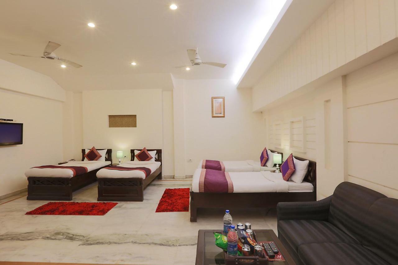 Hotel Star By Star Group- Near Delhi Airport Nova Deli Exterior foto